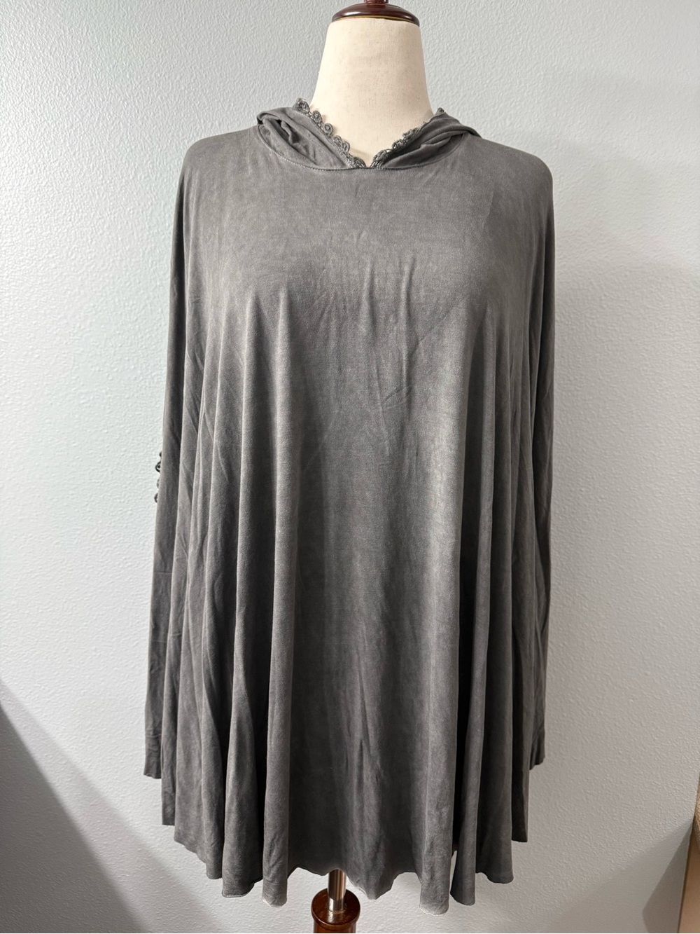 POL NWT Oversized Boho Hooded Tunic Poncho in Charcoal with Crochet Lace Trim
